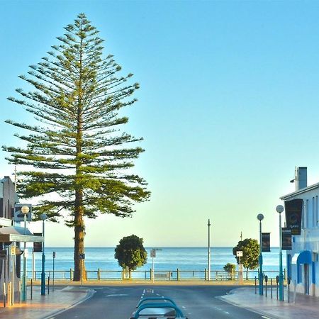 Beachfront Voyager Motor Inn Burnie Extérieur photo