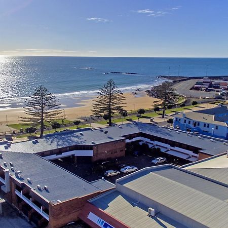 Beachfront Voyager Motor Inn Burnie Extérieur photo