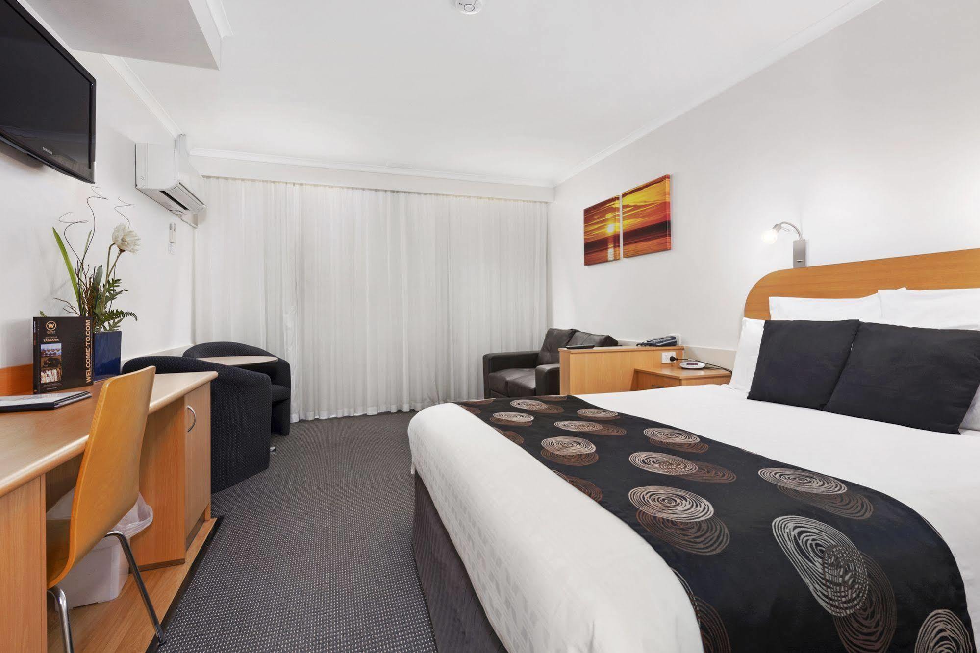Beachfront Voyager Motor Inn Burnie Extérieur photo