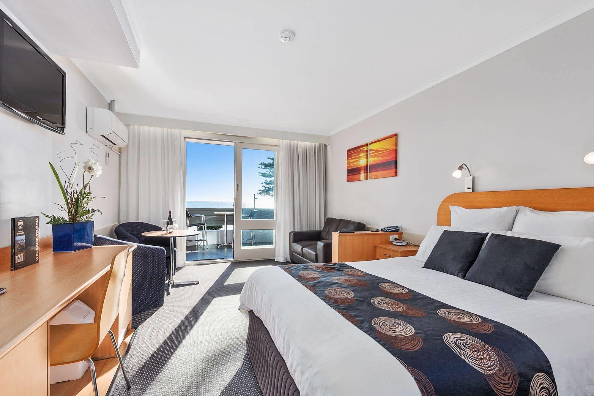 Beachfront Voyager Motor Inn Burnie Extérieur photo
